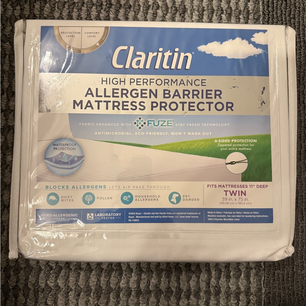 White Allergen Barrier Mattress Protector - Twin